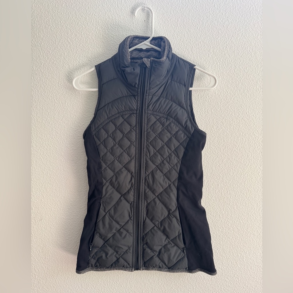 Lululemon down running vest